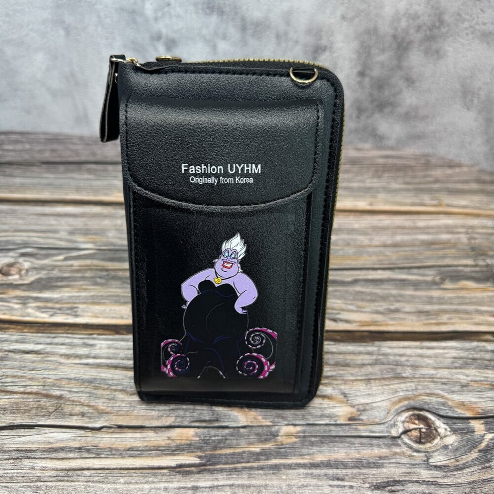 Ursula Future Forever Crossing Phone Bag NWT​​